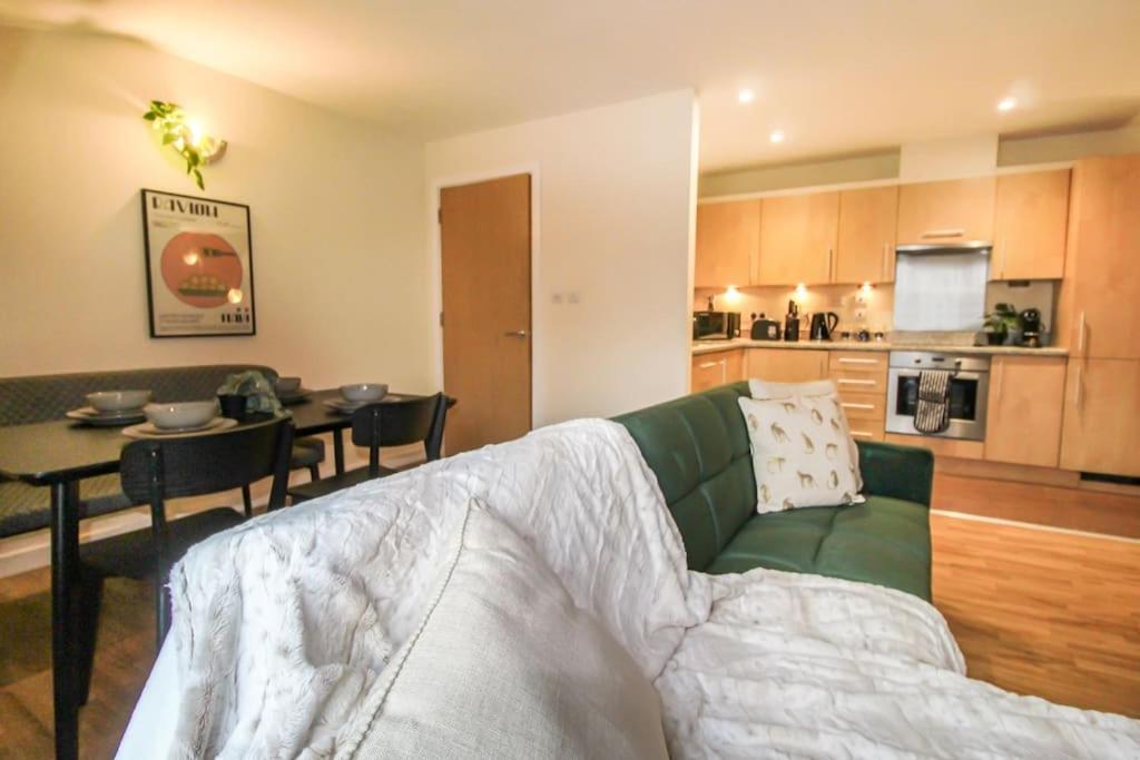 Luxurious 1 Bed Apartment With Free Parking Nottingham Extérieur photo